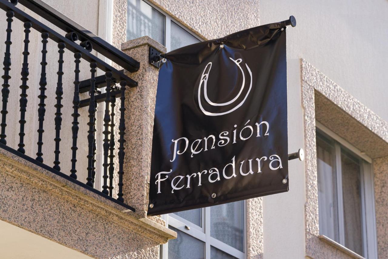 Pension Ferradura Melide Luaran gambar